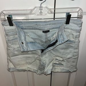 American Eagle super stretch hi-rise shortie light wash jean shorts